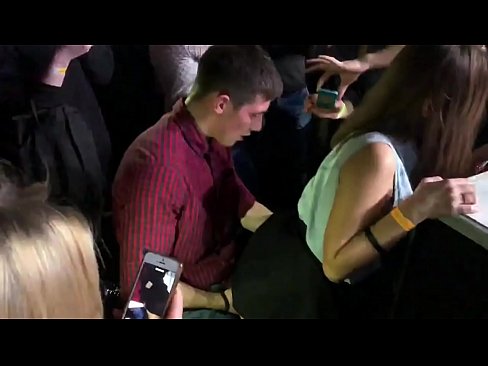 ❤️ Истински секс в руски нощен клуб. 18-годишно руско момиче анално и вагинално прецакано в нощен клуб ️❌ Хардкор порно в bg.pornburst.ru